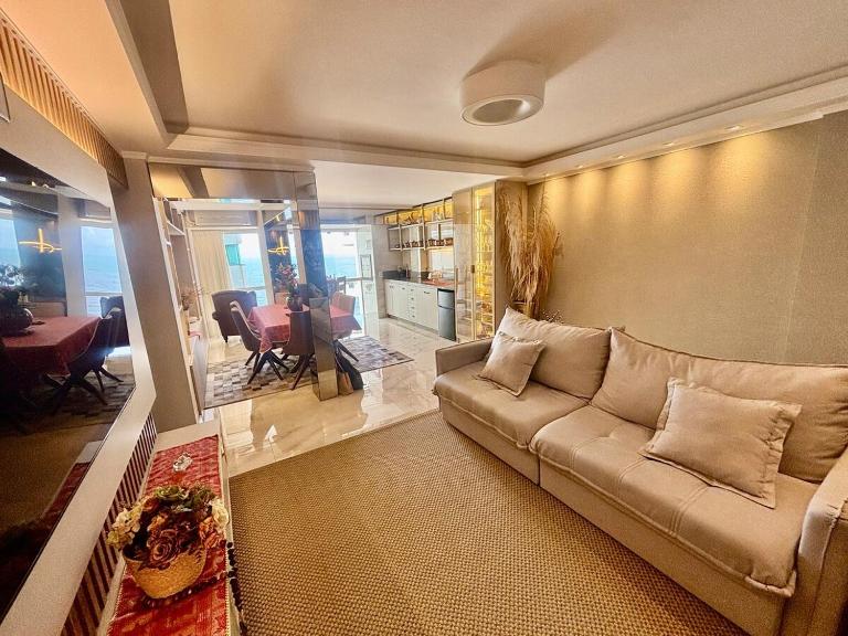 Lindo apartamento a 50 Metros da praia de Balneário Camboriú, com vista mar - Chambres d'hôtes Balneário Camboriú