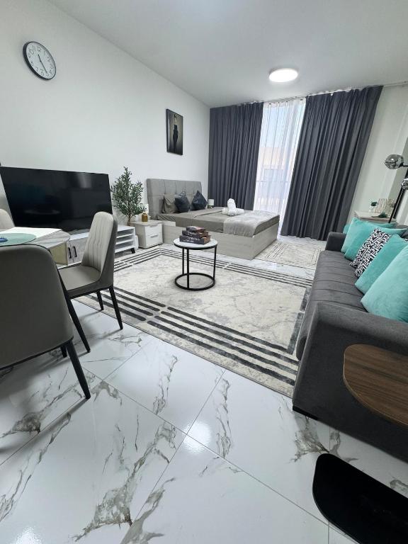 Big New Studio With Private Beach Access - Ferienwohnung Ra’s al-Chaima