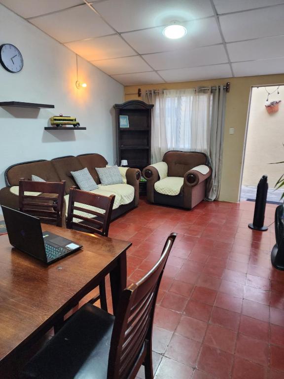 Cozy House in Antigua within the Urban center - B&B Antigua Guatemala
