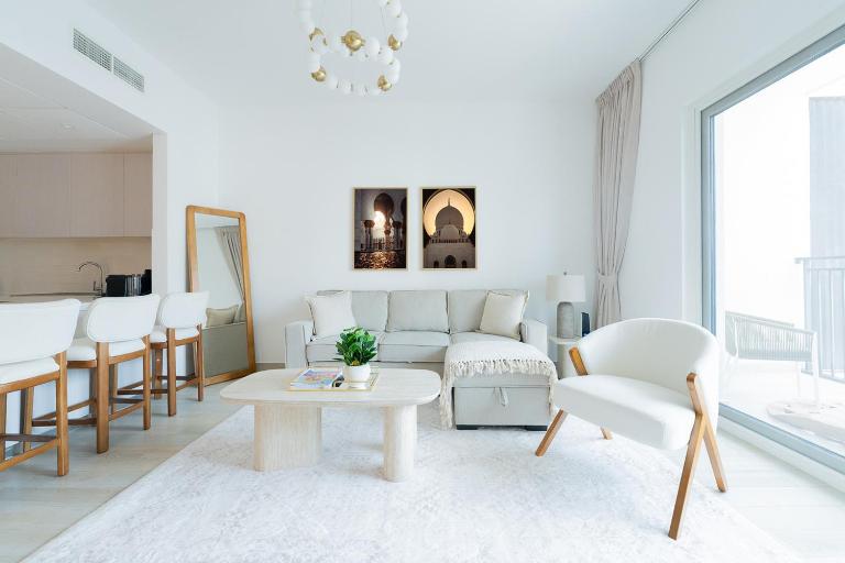 Two Bedroom Apartment by Otolo Homes with Free Yas Theme Park Tickets - Chambres d'hôtes Abou Dabi