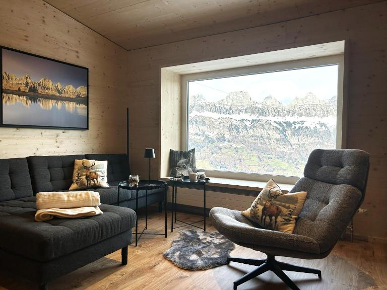 Chalet Waldhüsli - CharmingStay - Ferienwohnung Quarten