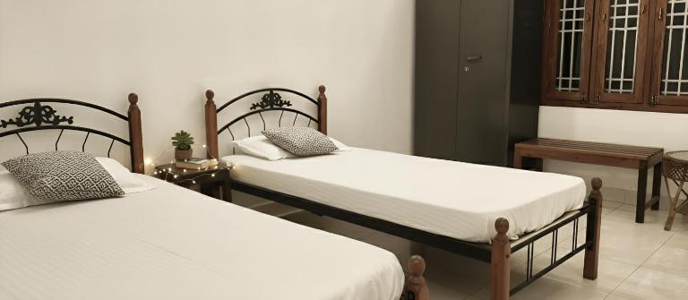 ET'S Bro Code - B&B Puducherry