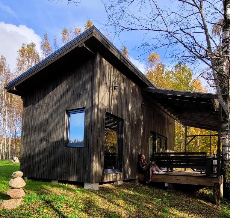 HOLIDAY CABIN 'OAK' with a private hot-tub extra fee - B&B Salacgrīva