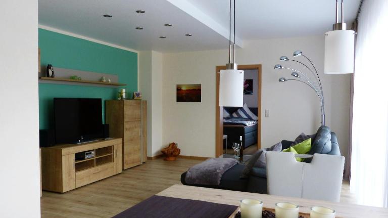 Fewo Rheinwein 1 "ausgezeichnet zum wandern und radfahren" mit Wallbox - Ferienwohnung Boppard