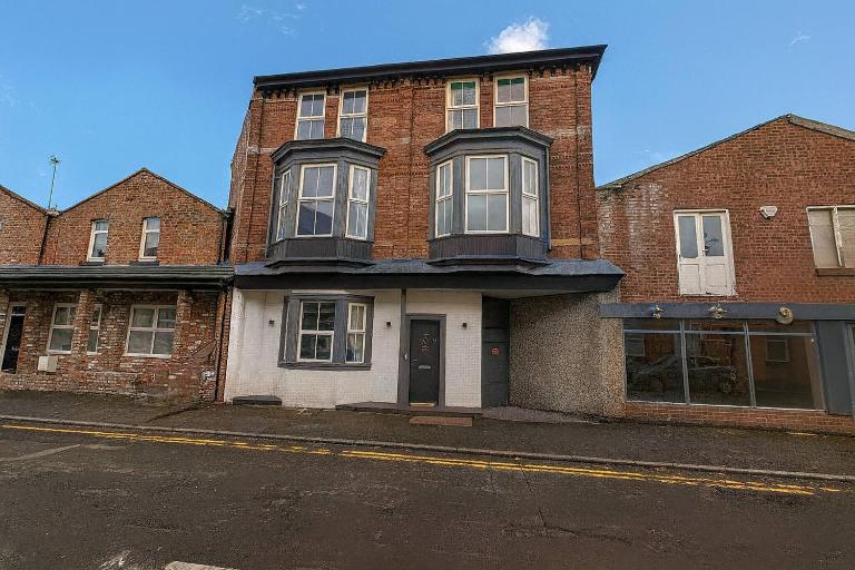 Large 6 Bed Southport Coastal Retreat with Sauna - Chambres d'hôtes Southport