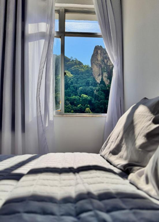 Quarto com Vista Cristo em Copacabana - Bed and Breakfast Rio de Janeiro