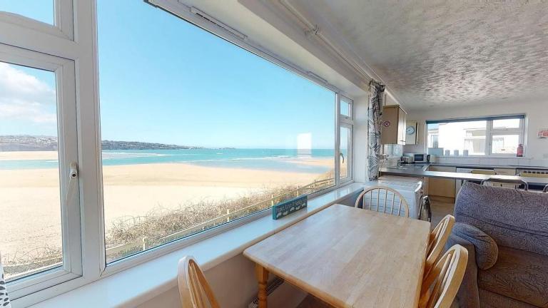 C02 Lanta C2, Riviere Towans - Bed and Breakfast Hayle