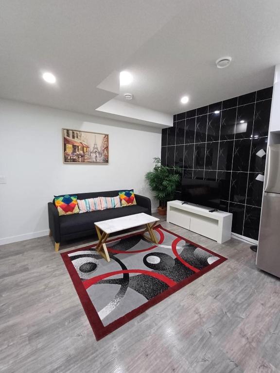 Haven Lodge, 2BR Brand New Basement Suite - B&B Calgary