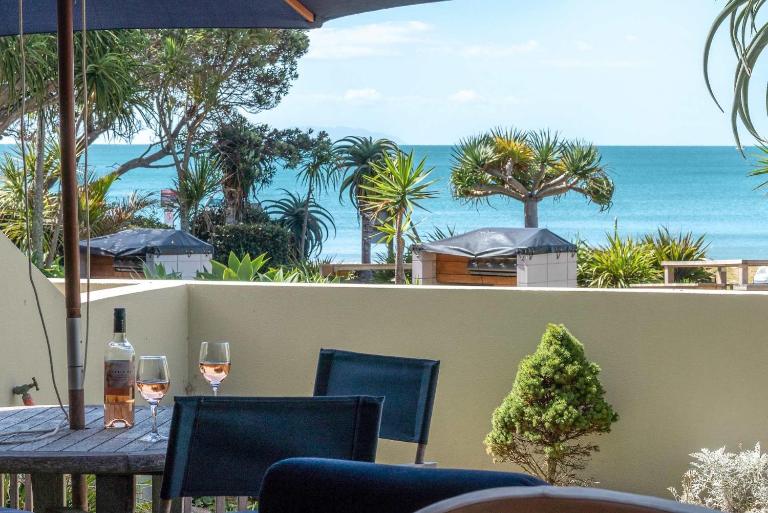 The Sands Apartment 23 - Stay Waiheke - Chambres d'hôtes Onetangi