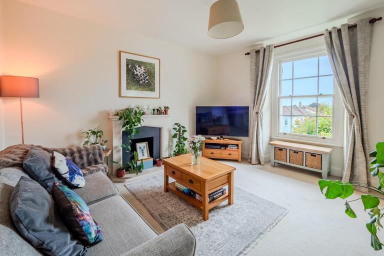 Beautiful 2 Bedroom Apartment in Redland - Simply Check In - B&B Bristol