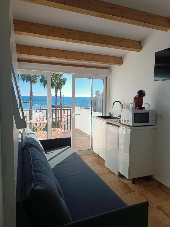 Syrah Harbor's Light - B&B Villajoyosa