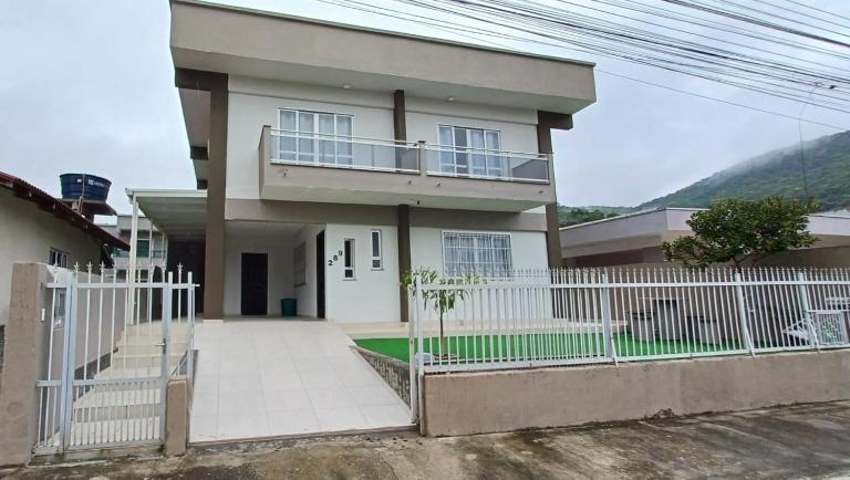 Casa Praia Itapema - Sobrado 3 quartos - Bed and Breakfast Itapema
