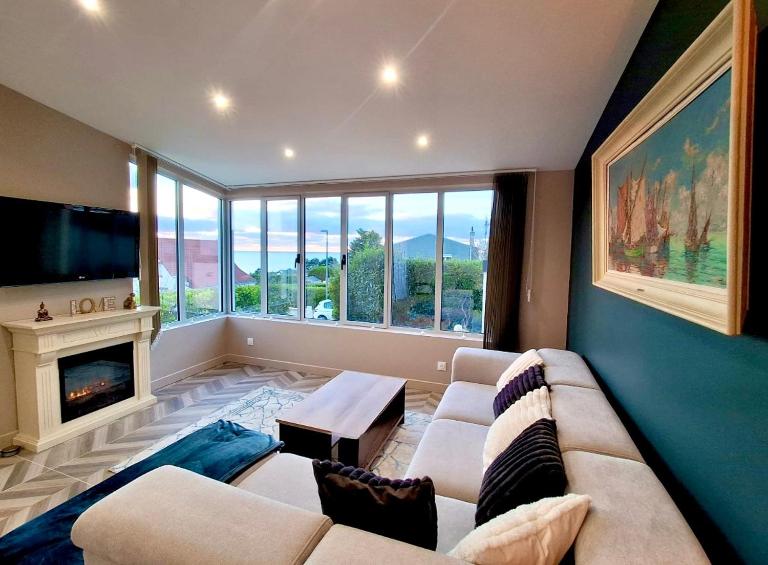 Villa Carolina - Sea View - Design - Private Terrace - Bed and Breakfast Criel-sur-Mer