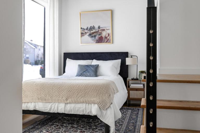Modern Loft in Downtown Royal Oak - B&B Royal Oak