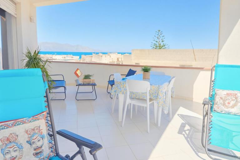 Onda Blu Lascia che la bellezza della Sicilia ti conquisti prenota ora la tua fuga perfetta - B&B Alcamo Marina