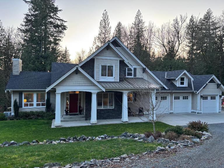 Sumas Mountain basement suite - B&B Abbotsford