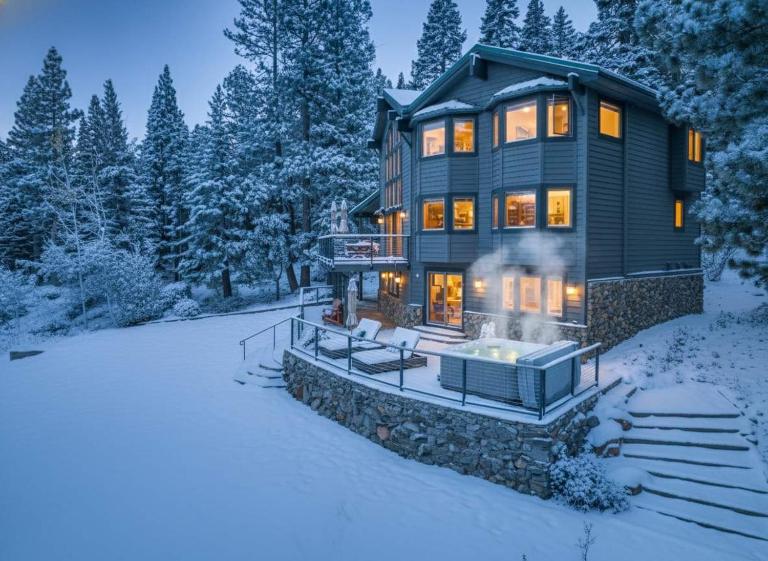 Luxury Tahoe Vacation Rental with HotTub & Lake Views - B&B Tahoe Vista