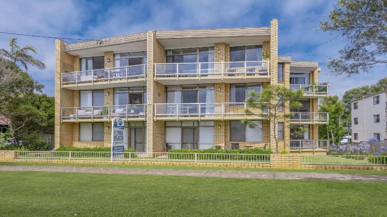 7 Flynns Beach Apartments - B&B Port Macquarie