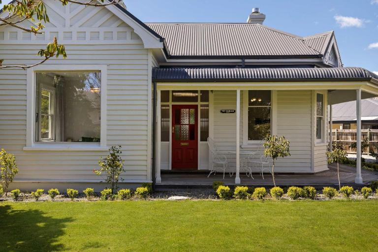 The 1909 Gables Villa - Bed and Breakfast Arrowtown