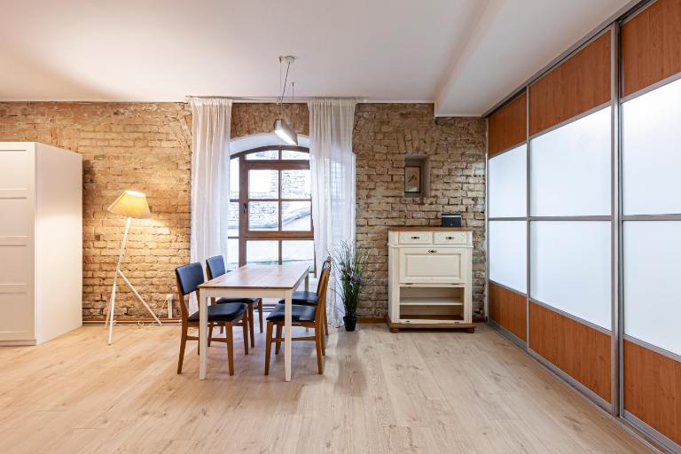 Cosy Studio in Vilnius Old Town by URBAN RENT - B&B Vilna