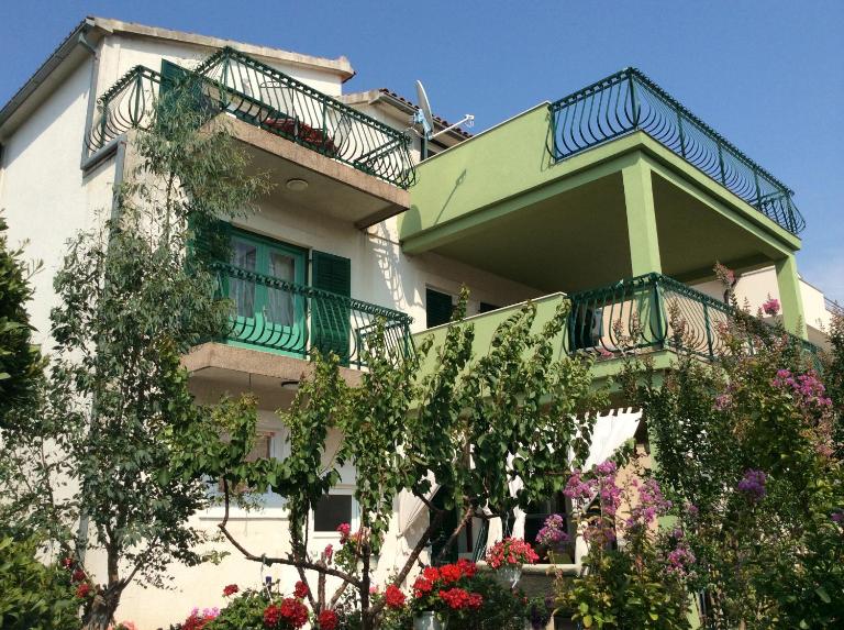 Apartmani Agard - Ferienwohnung Brodarica
