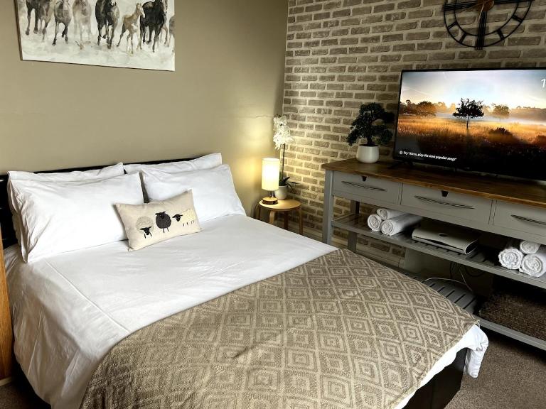 Cosy, Charming Apartment within 5 min walk of beach, train and shops - B&B Llanfairfechan