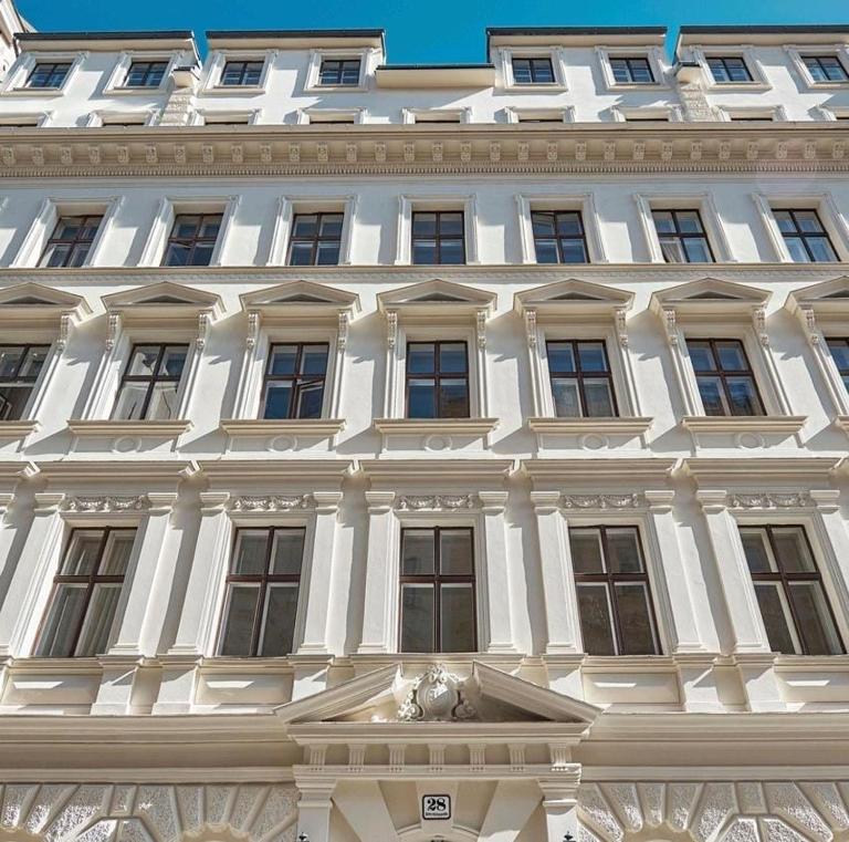 Chic courtyard City Apartment in Prime Location - B&B Vienna