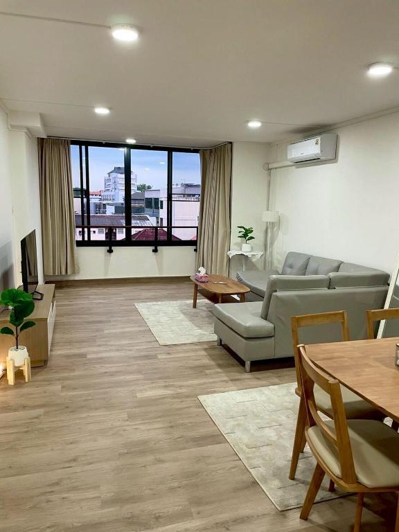 Nimman Cozy Gathering Space - Ferienwohnung Chiang Mai