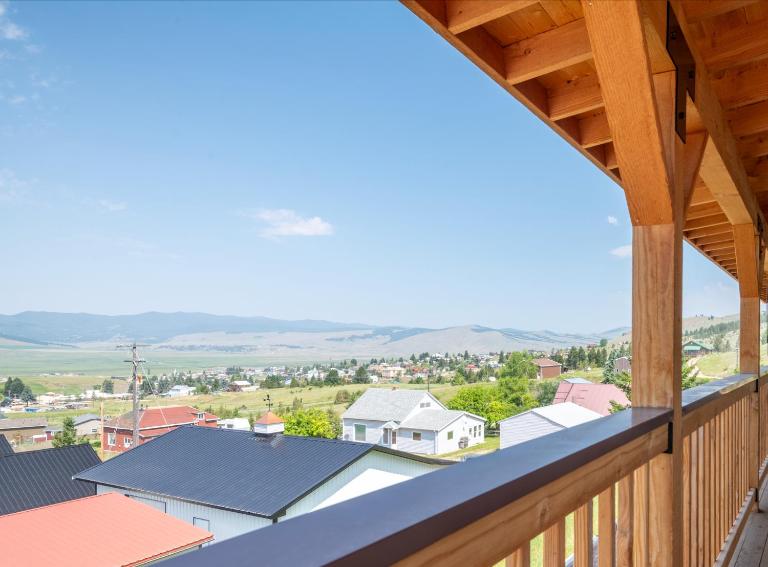Mountain Views Stylish Suite in Philipsburg - B&B Philipsburg