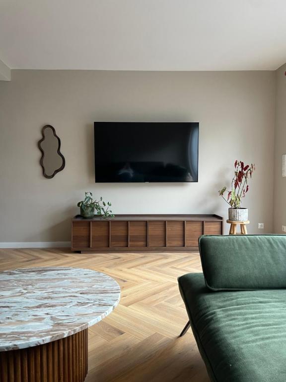 Modernes Haus mit Garten in Windberg, ruhig & zentral - B&B Mönchengladbach
