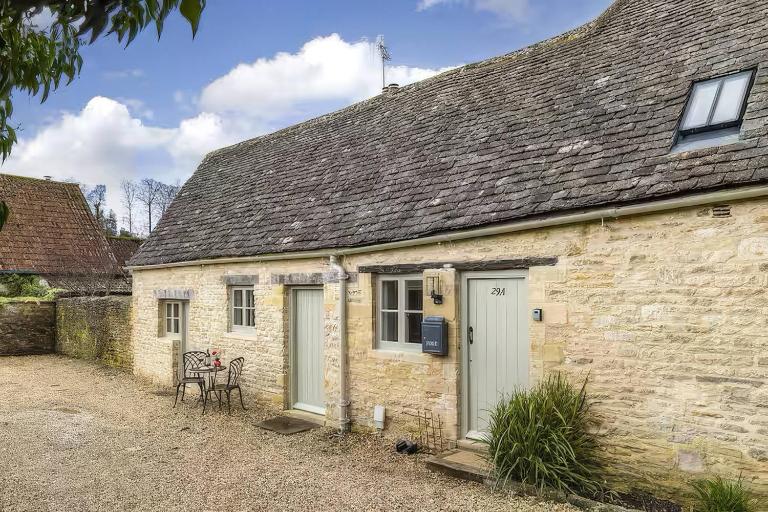 Cosy Cotswold Cottage in Bibury with parking - Bed and Breakfast Bibury