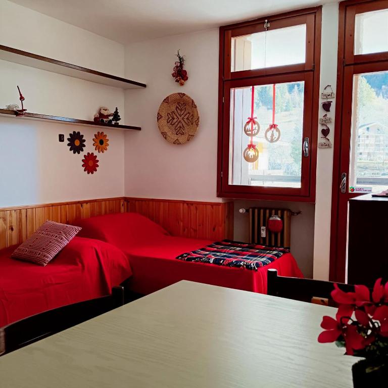 Il Monolocale del Weiss - ai piedi delle piste da sci - B&B Gressoney-Saint-Jean