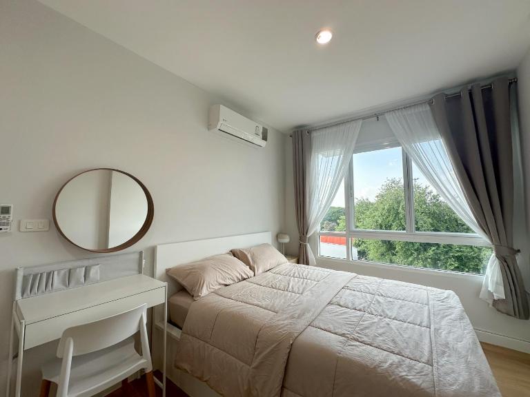 Kalpapruek Grand Park near Central Plaza Pool&Gym - Bed and Breakfast Ban San Pa Ko