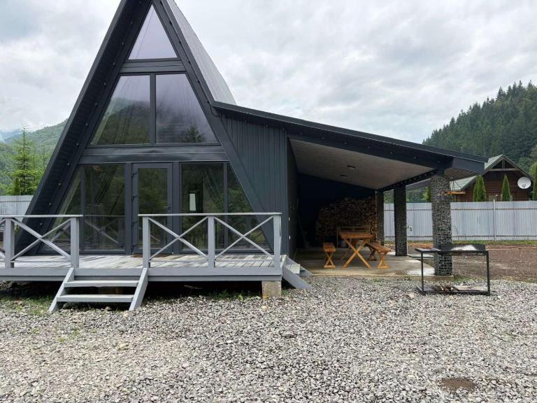 Frame&Forest - Ferienwohnung Kolotschawa