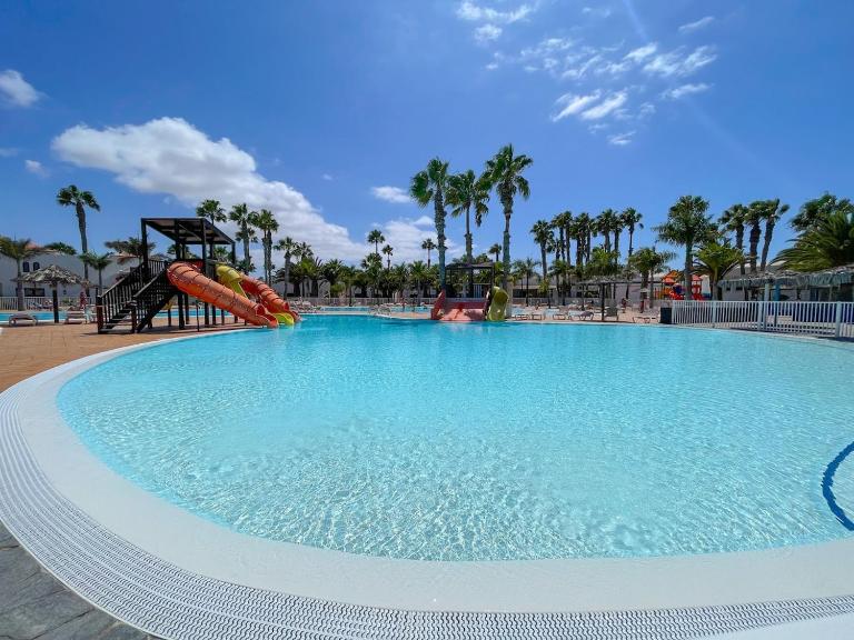 Oasis Dunas 406 near the pool by B-Rent - B&B Corralejo