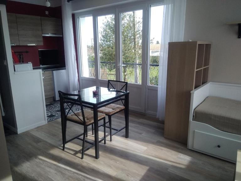 La Bastille 3 - Bed and Breakfast Saintes