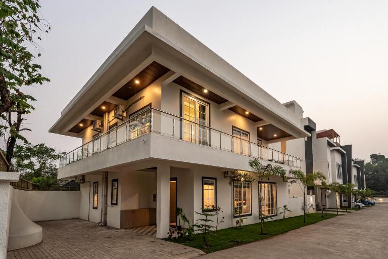 AQUA VERDE- 3 Bedroom Townhouse wd Pvt Pool & Terrace - Ferienwohnung Colovale