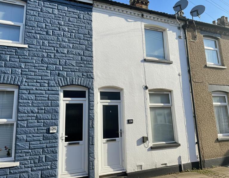 Avenue - Central stylish roomy townhouse 3 bed slp 8 - B&B Gosport