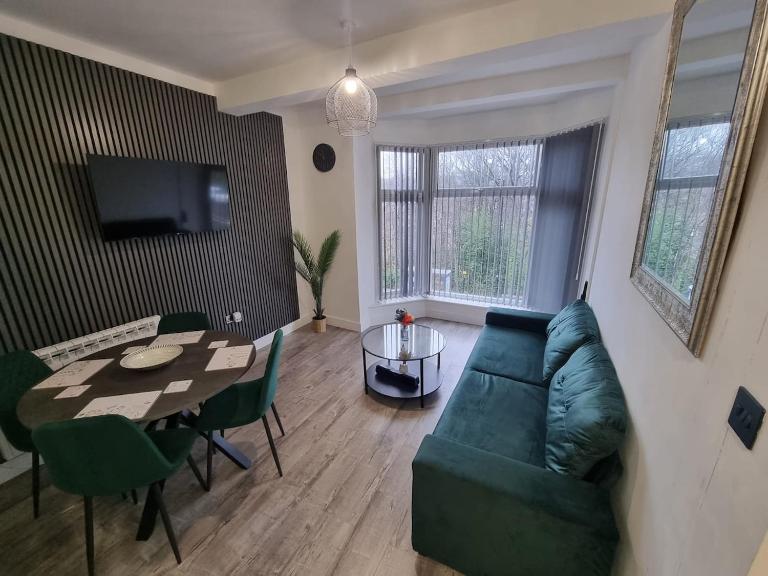 Brand new modern and stylish 2 bedroom apartment - Bed and Breakfast Sheffield