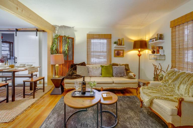 Walk to Dtwn Fayetteville: Family Home w/ Fire Pit - B&B Fayetteville