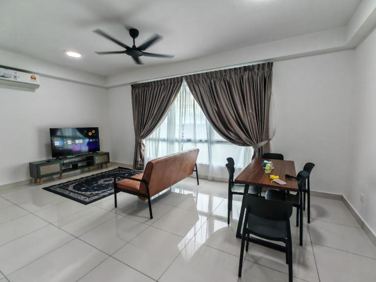 MIRAI Residences - Bed and Breakfast Kajang