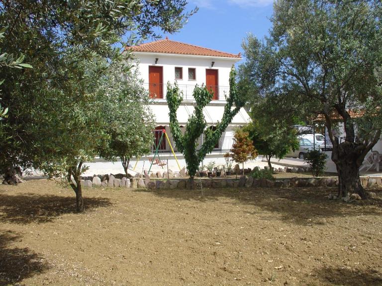Apartments Villa Myrto - Ferienwohnung Loutrópoli Thermís