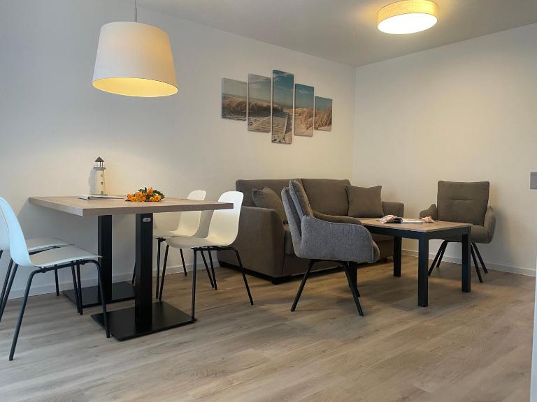 Haus Windrose Wohnung 3 - Bed and Breakfast Norderney