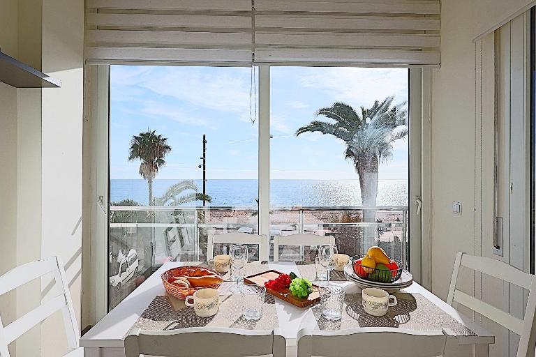 Diamond Sea View - B&B Lloret de Mar