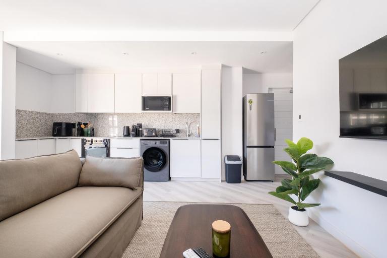 116 Paarl - Lux 1 Bedroom Apt with AC and Parking - B&B Paarl