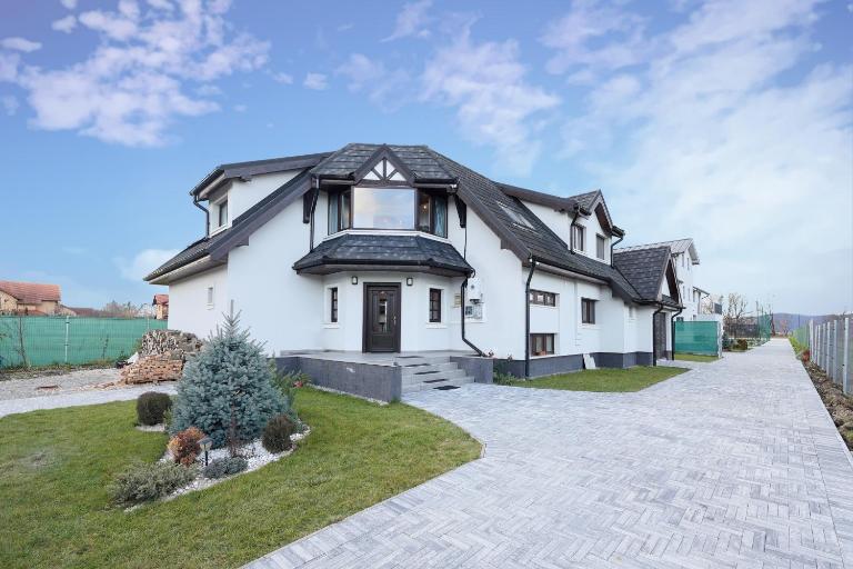 Casa Soarelui Brașov - Ferienwohnung Cristian