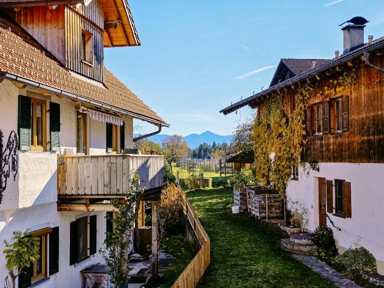 Rost Apartments - Chaletwohnung nahe Staffelsee - Ferienwohnung Schöffau