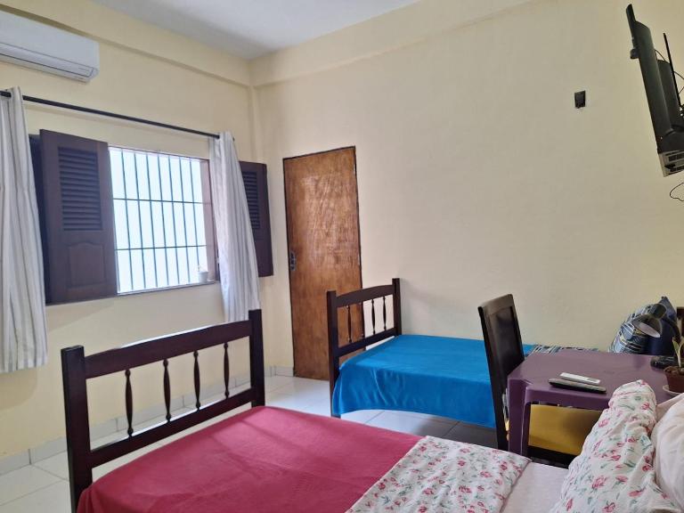 Suíte perto do Centro e Praias AR TV Wifi Cozinha Lavadora - B&B São Luís