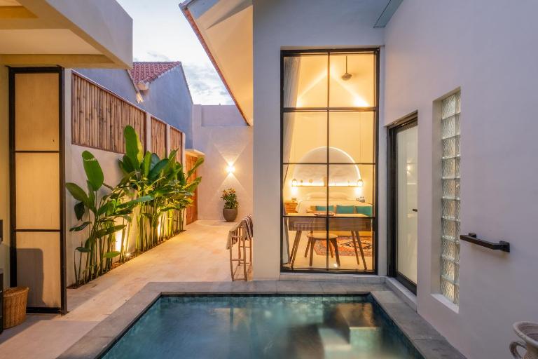 V2-1BR with Pool and jungle view-5 mnts to the beach-restaurant - Bed and Breakfast Uluwatu