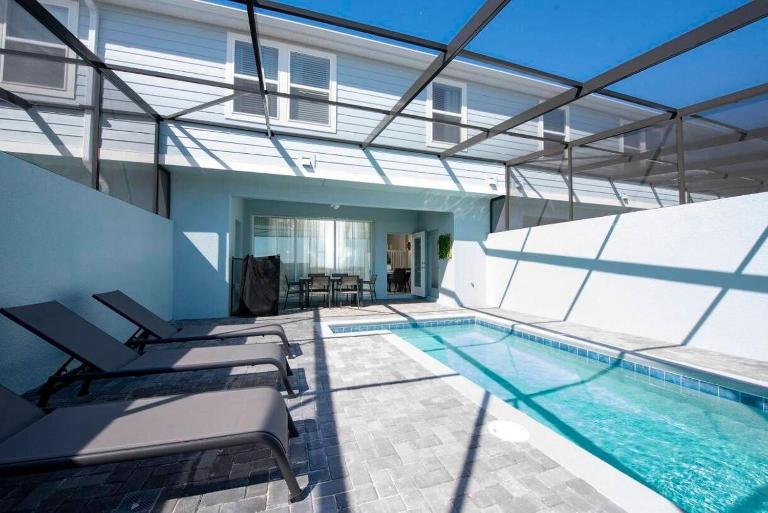 Casa 5Q em Resort c/ Piscina - Perto da Disney - B&B Davenport
